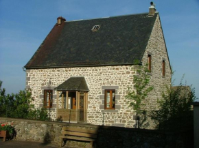 Gîte Laqueuille, 6 pièces, 10 personnes - FR-1-630-247